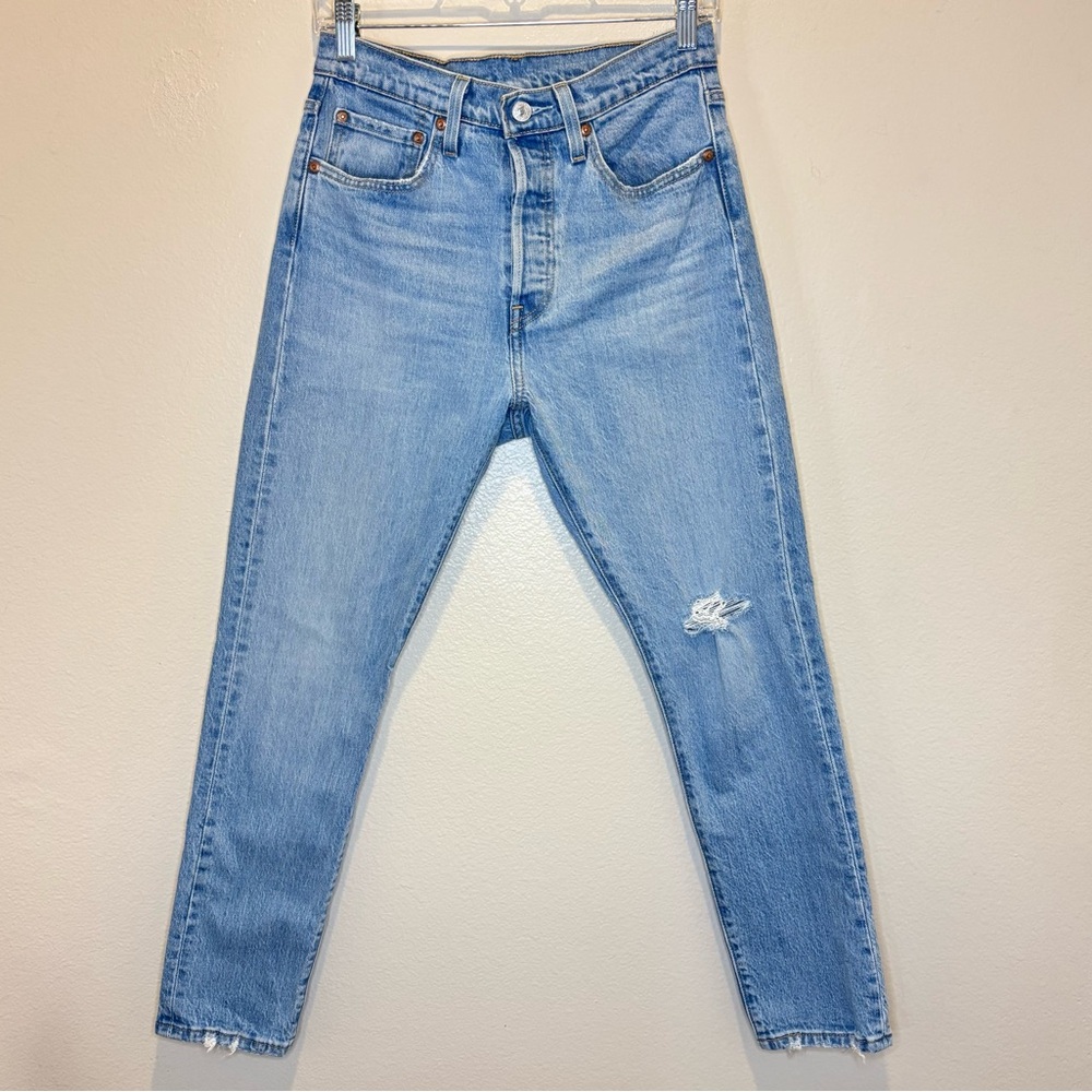 Classic Light Blue Women's Jeans